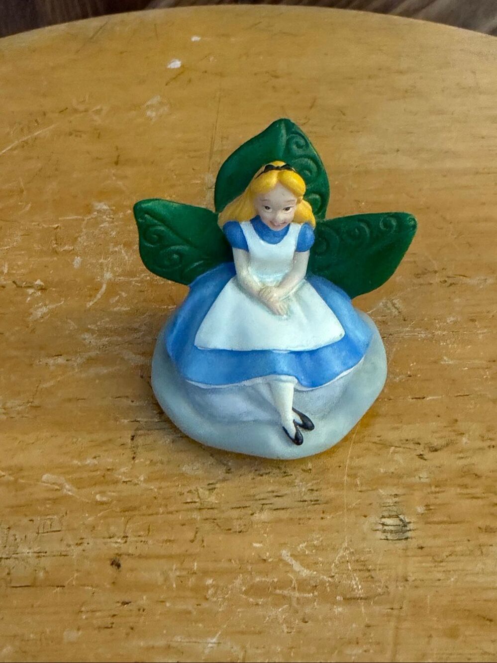 Lenox Disney Alice in Wonderland Miniature Figurine 1.75” Porcelain (9485)